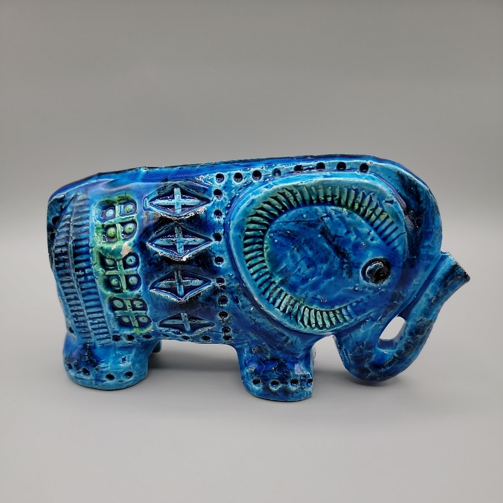 Mid-century Rimini Blue Bitossi Elephant Aldo Lodi Design Italian Pottery